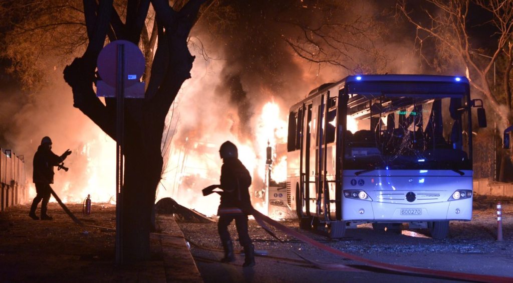 Terroryzm, jako niezbędnik „uchodźcy”.