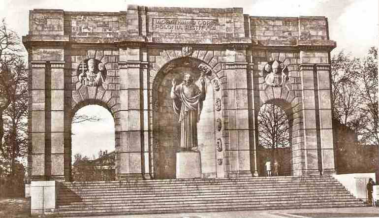 Nielegalny pomnik w Poznaniu, czyli gdzie powinna kończyć się wiara, a zaczynać&nbsp;prawo?