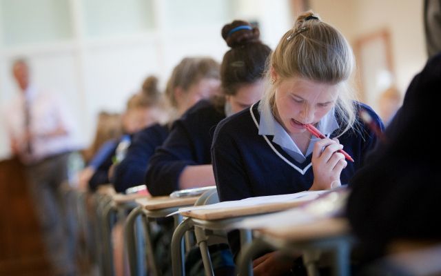 Ostatnie takie wakacje, czyli cofanie się w rozwoju polskiego&nbsp;szkolnictwa.