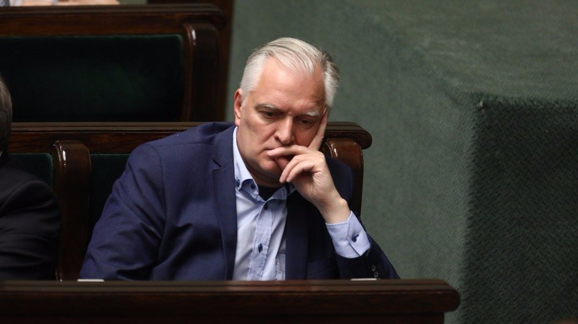 Gowina motyka na&nbsp;Słońce